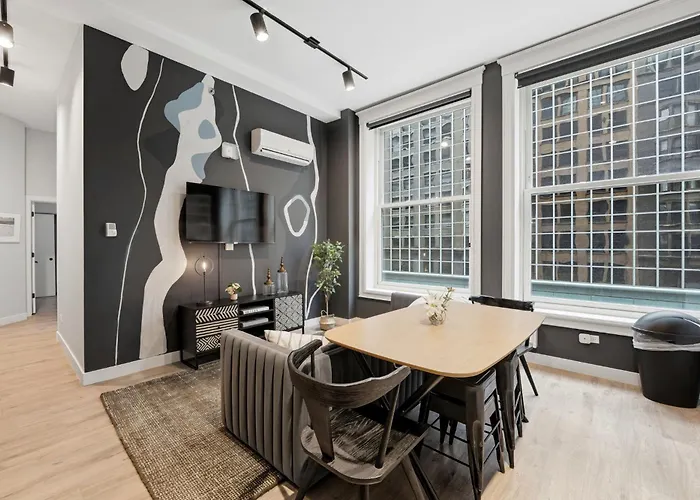 The Plymouth Chicago 4-Br Apartment In Printers Row - Free Parking, Gym & Rooftop Aparthotel Chicago