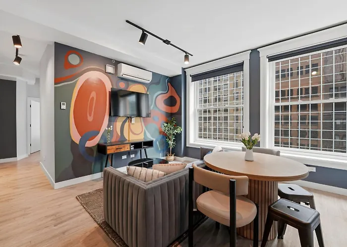 Aparthotel The Plymouth Chicago 4-Br Apartment In Printers Row - Free Parking, Gym & Rooftop 3*