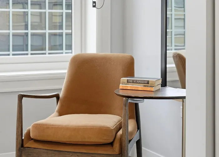 The Plymouth Chicago 4-Br Apartment In Printers Row - Free Parking, Gym & Rooftop 3*