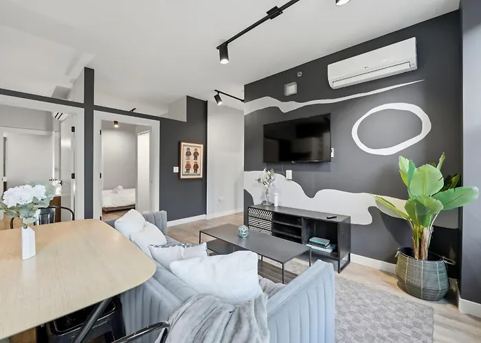The Plymouth Chicago 4-Br Apartment In Printers Row - Free Parking, Gym & Rooftop Chicago